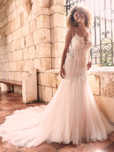 Load image into Gallery viewer, Maggie Sottero&quot; Halle&quot;, Salon Sample