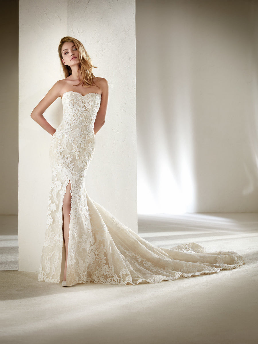 Shops pronovias drilia price