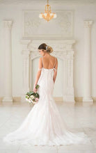 Load image into Gallery viewer, Stella York style 6743, Salon Sample