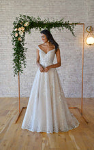 Load image into Gallery viewer, Stella York 7336, Salon Sample
