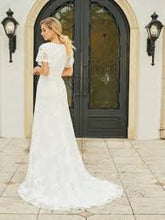 Load image into Gallery viewer, Christina Wu style 28198, Salon Sample