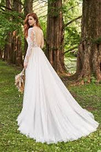 Load image into Gallery viewer, Lillian West style 66237, Salon Sample