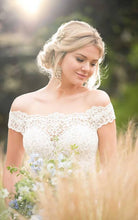 Load image into Gallery viewer, Essence of Australia, Salon Sample Style D2446