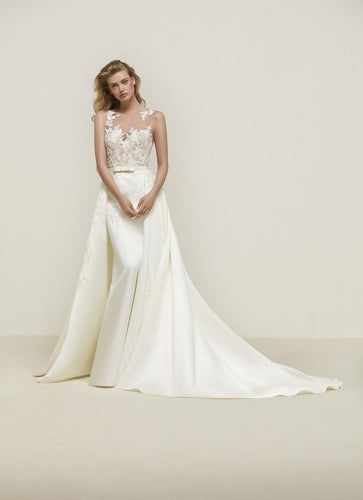 Pronovias kaur best sale