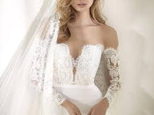 Load image into Gallery viewer, Pronovias &quot;Dracma&quot; Sample (sz 14)