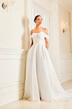 Load image into Gallery viewer, Kelly Faetanini &quot;Beau&quot;, Salon Sample