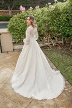 Load image into Gallery viewer, Jasmine Couture style T232070 in Vintage ivory, Salon Sample