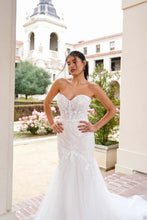 Load image into Gallery viewer, Stella York 7793, Sample