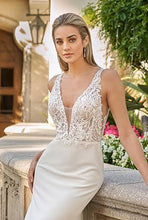 Load image into Gallery viewer, Jasmine Couture "Skye", Salon Sample