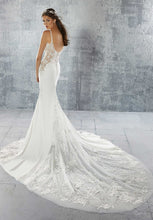 Load image into Gallery viewer, Madeline Gardner style 1014, Salon Sample