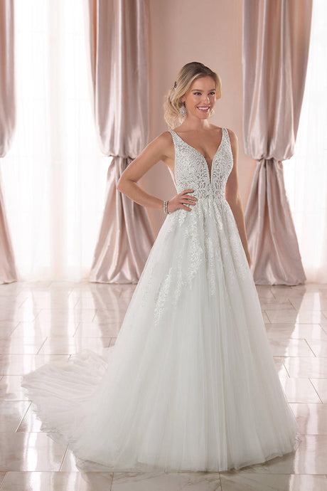 Stella York style 6752, Salon Sample