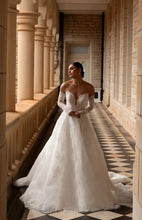 Load image into Gallery viewer, La Premiere custom "Alexandra" with basque waist, NEW with tags