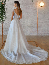 Load image into Gallery viewer, Stella York 7336, Salon Sample
