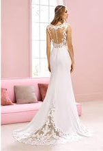 Load image into Gallery viewer, Pronovias &quot;Lava&quot;, Salon Sample