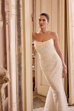 Load image into Gallery viewer, Justin Alexander"Lissy" , NEW with tags