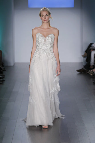 Alvina Valenta, AV9504