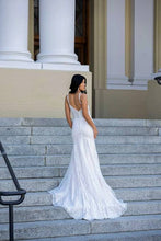 Load image into Gallery viewer, Stella York style 7686, Sample