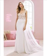 Load image into Gallery viewer, Pronovias &quot;Lava&quot;, Salon Sample