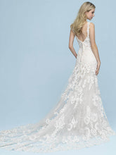 Load image into Gallery viewer, Allure style 9621, Salon Sample