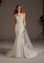 Load image into Gallery viewer, Pronovias &quot;Astrid&quot;, Salon Sample