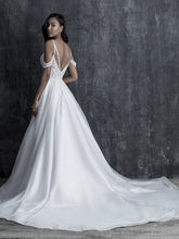 Load image into Gallery viewer, Allure C547, NEW with tags!