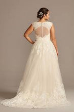 Load image into Gallery viewer, Davids Bridal style 3850, NEW with tags