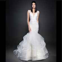 Load image into Gallery viewer, Lazaro, style 3713 with tags, unaltered