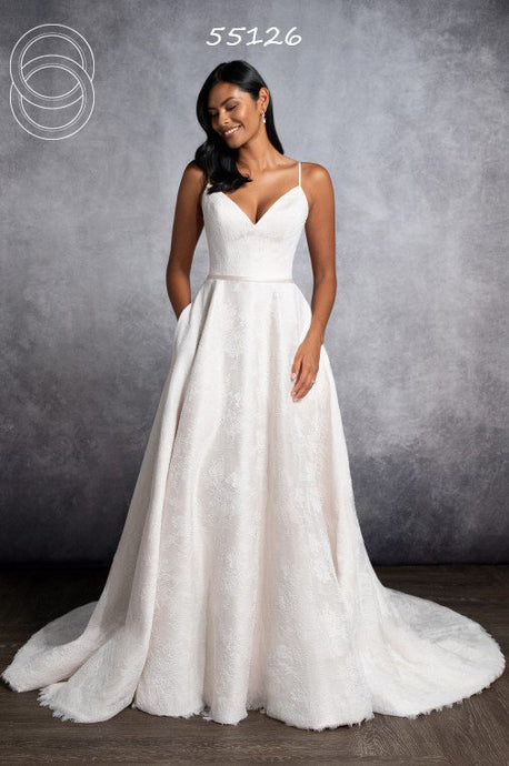 Justin Private Line 55126, Salon Sample