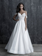 Load image into Gallery viewer, Allure C547, NEW with tags!